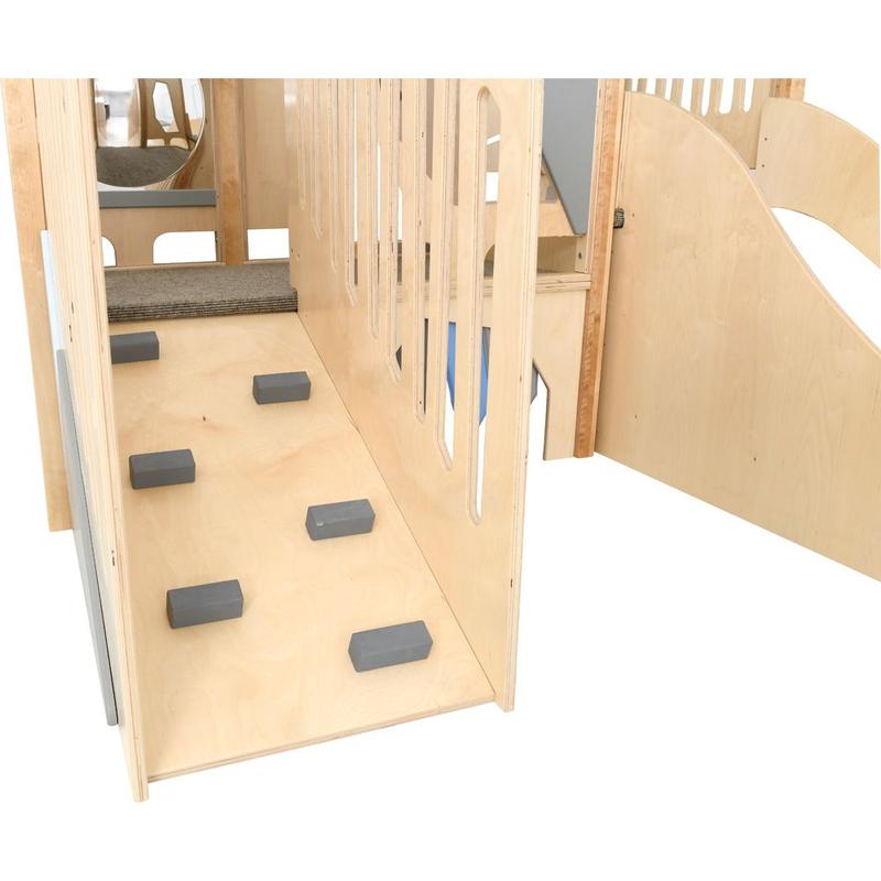 Detail view of the steps of the Moje Bambino Summit Toddler Play Loft