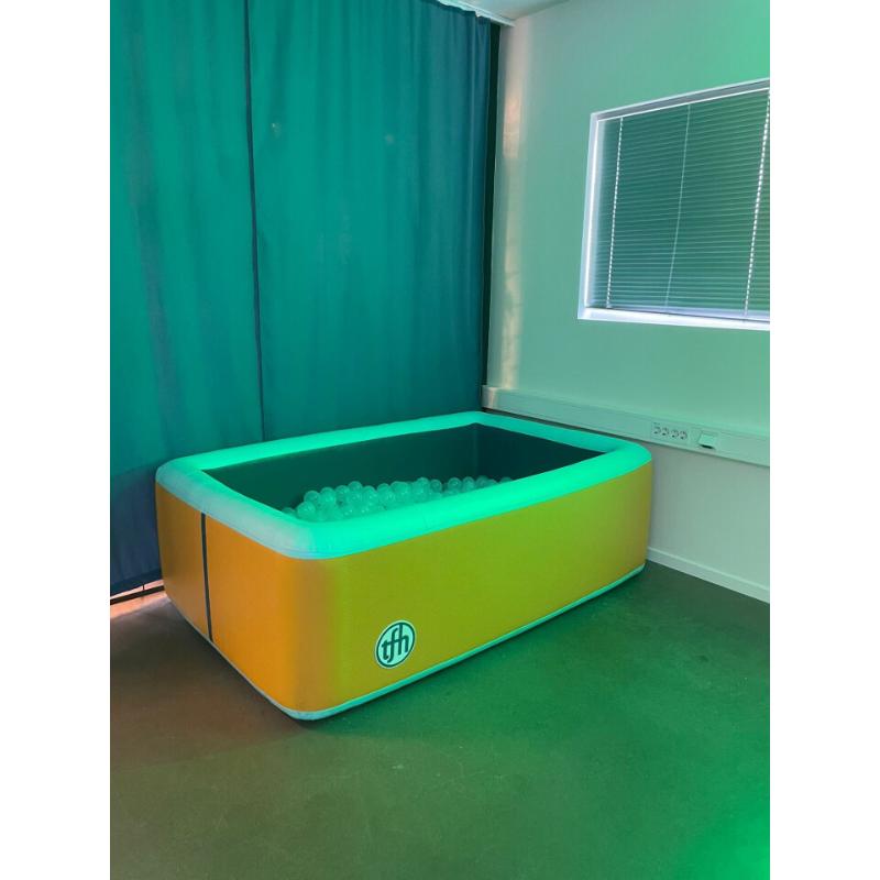 TFH Heavy Duty Inflatable Ball Pool  with clear balls
