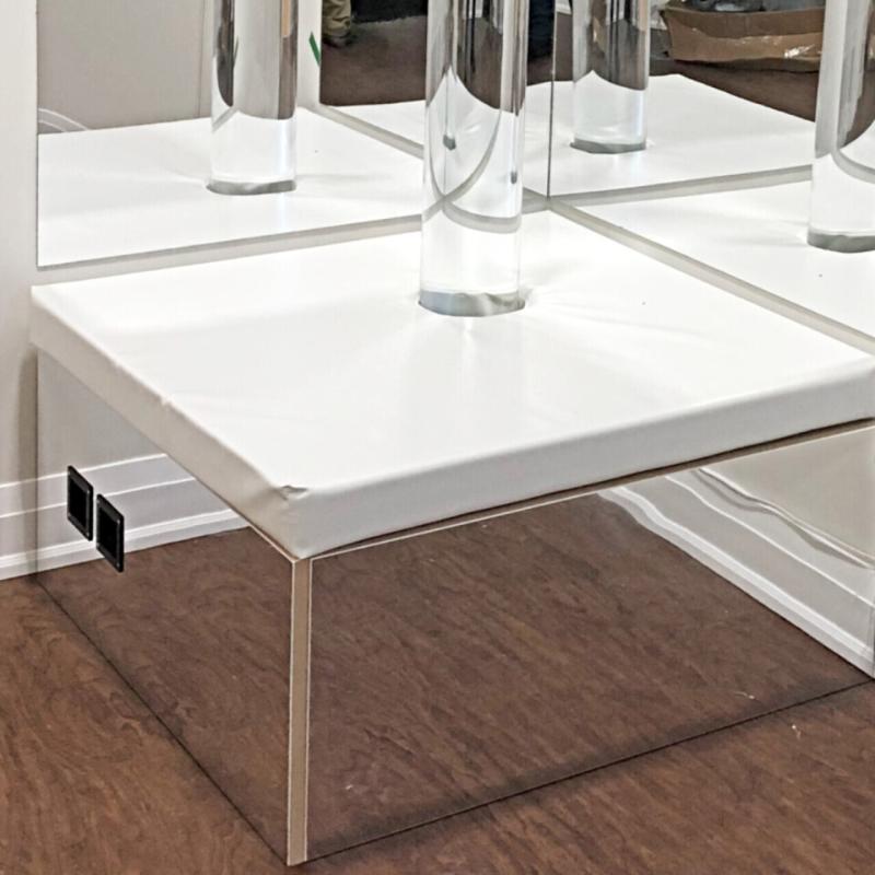 TFH Square Corner Tube Podium with bubble tube on wooden floor